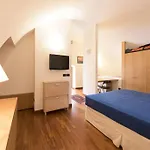 Traditional Apartment In Old City